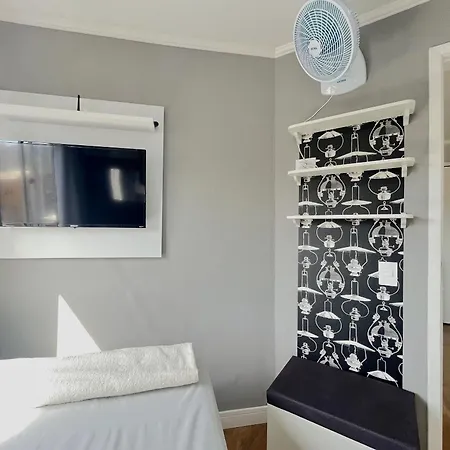Apartamento Predio No Coracao De Curitiba - Ed. Charlie Chaplin Exterior foto