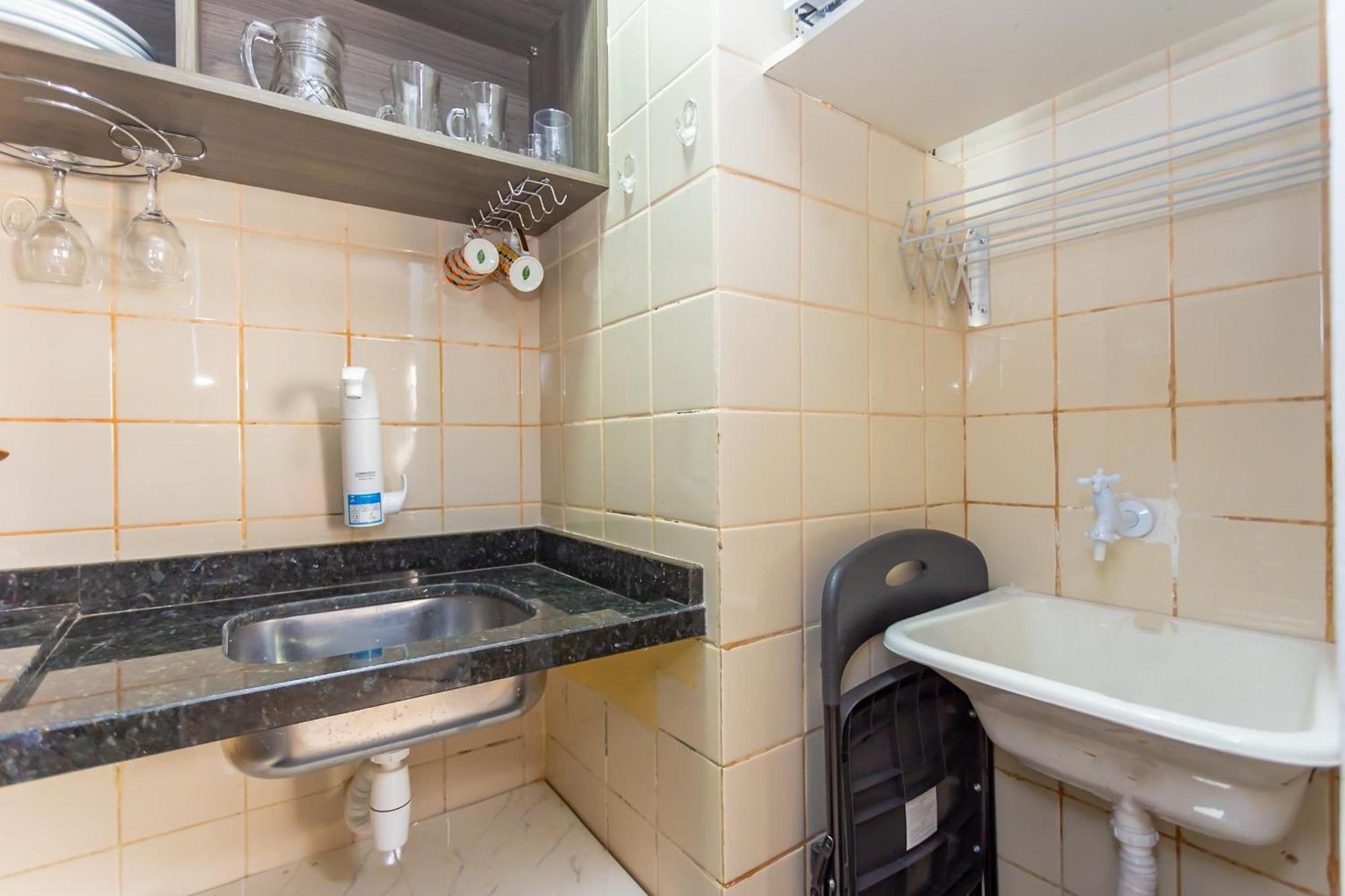 Apartamento Predio No Coracao De - Ed. Charlie Chaplin *